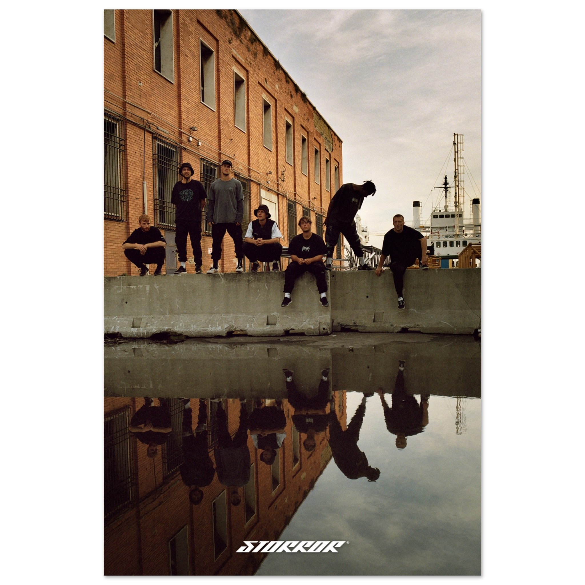 REFLECT TEAM POSTER | STORROR | parkour clothing & technical sportswear