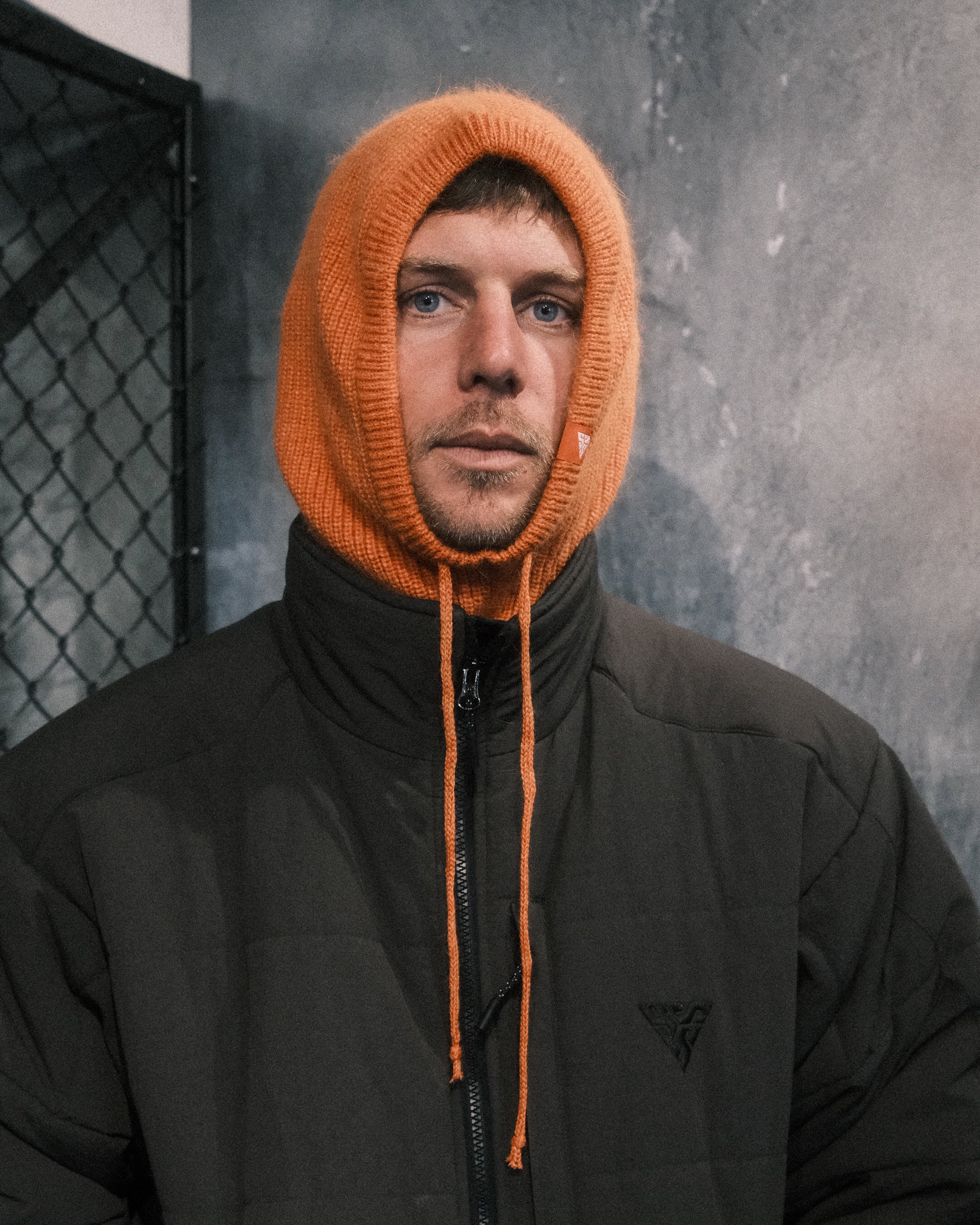 KNIT HOOD - ORANGE