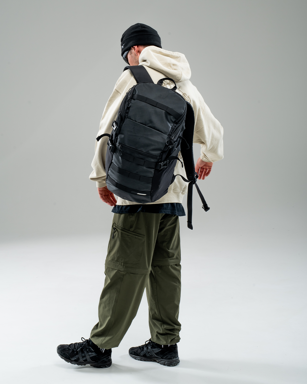 EXPLORE BACKPACK | STORROR | parkour clothing & technical sportswear