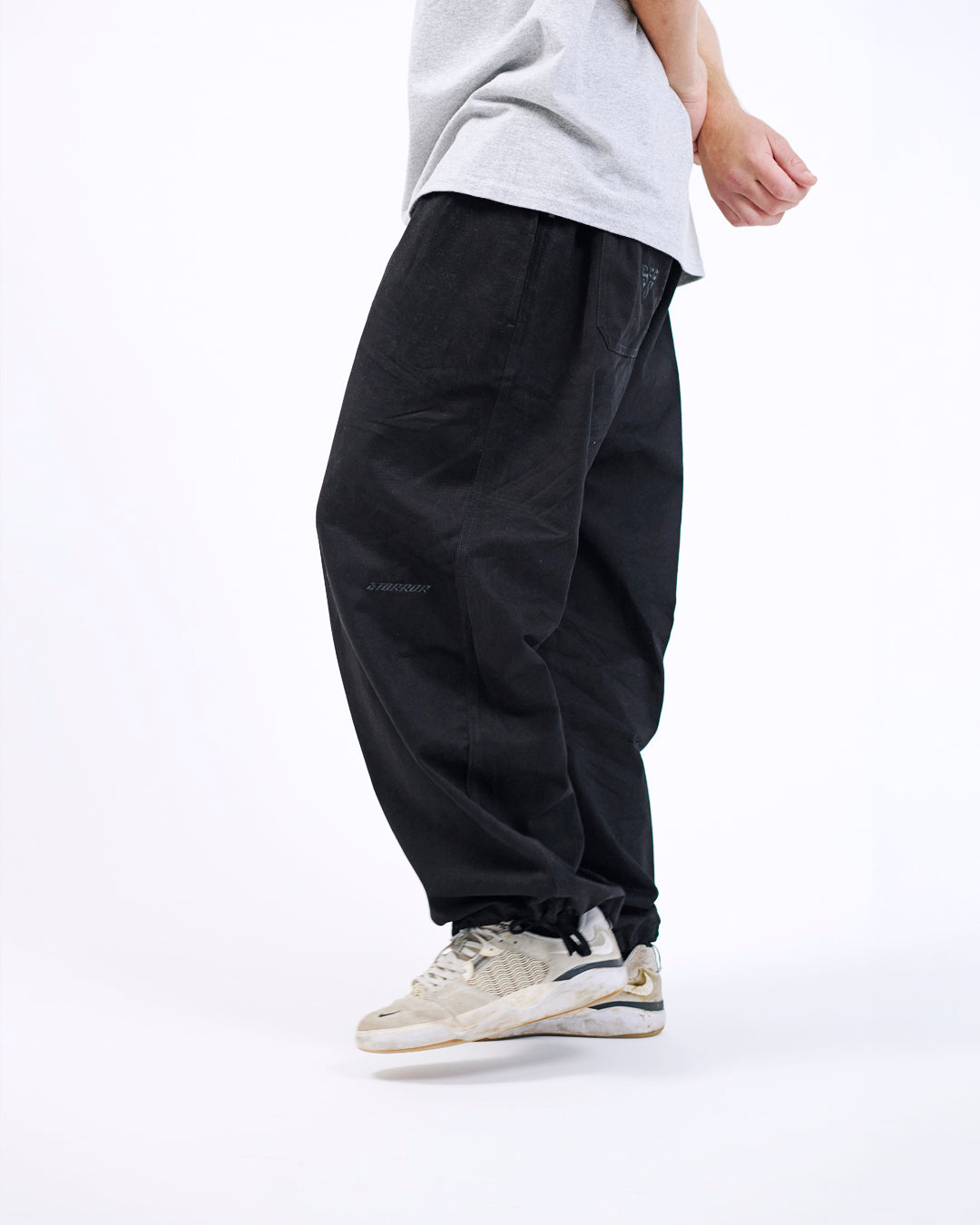 HARDWARE CARGOS