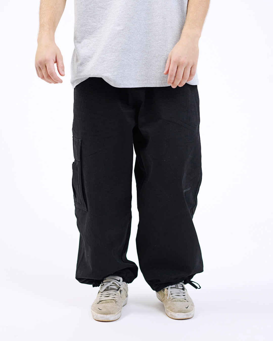 HARDWARE CARGOS