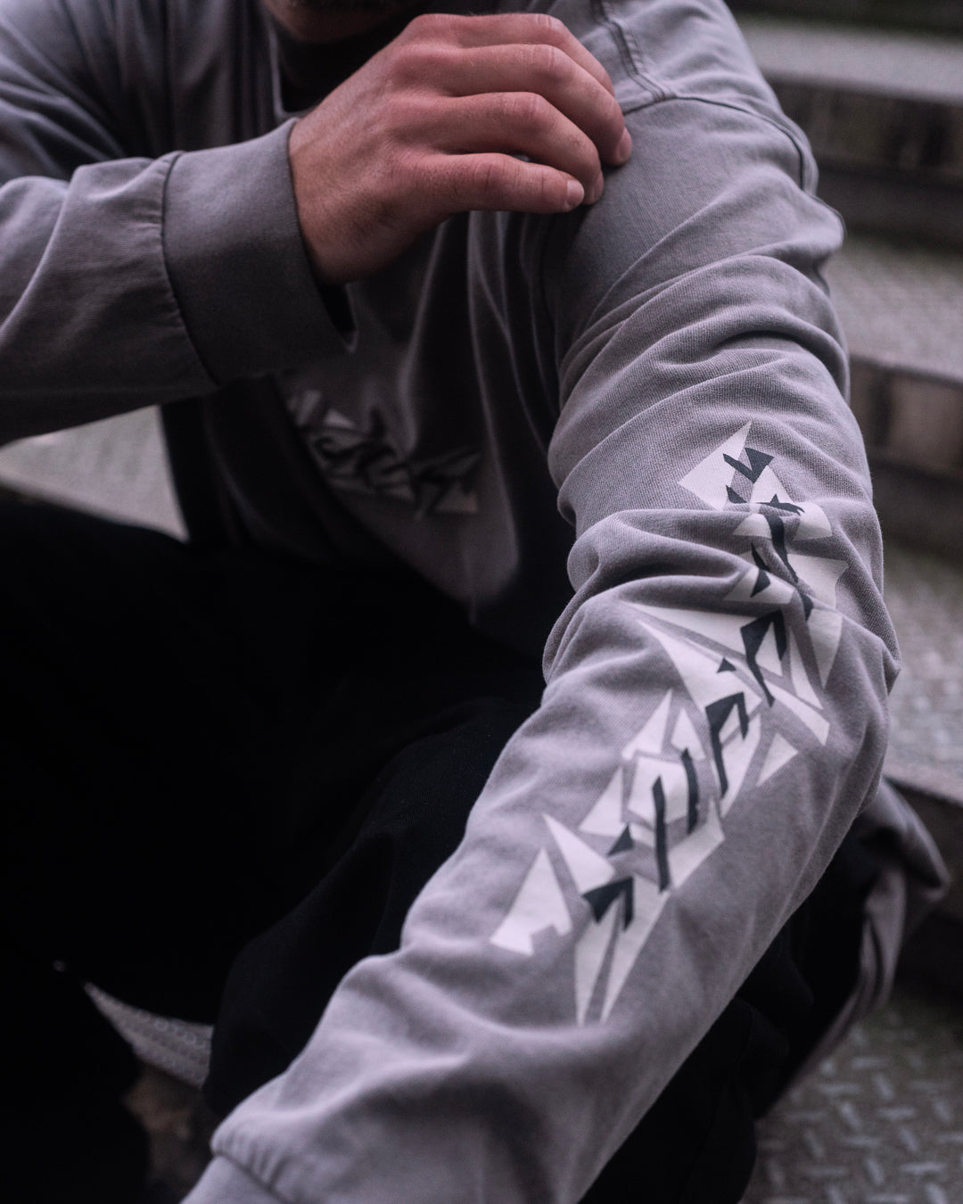 CRACKED LONGSLEEVE | STORROR | parkour clothing & technical sportswear