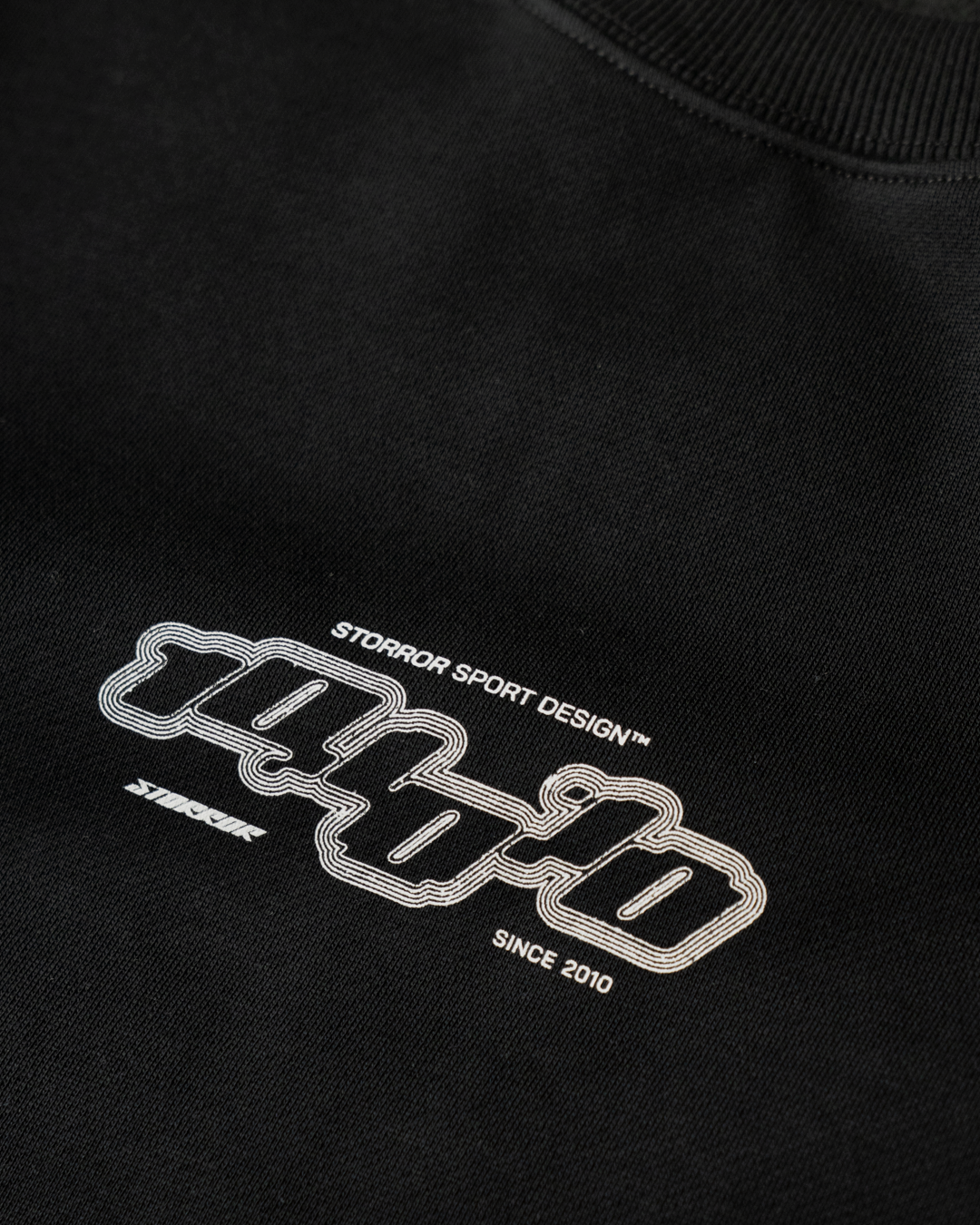 LAYERS CREWNECK