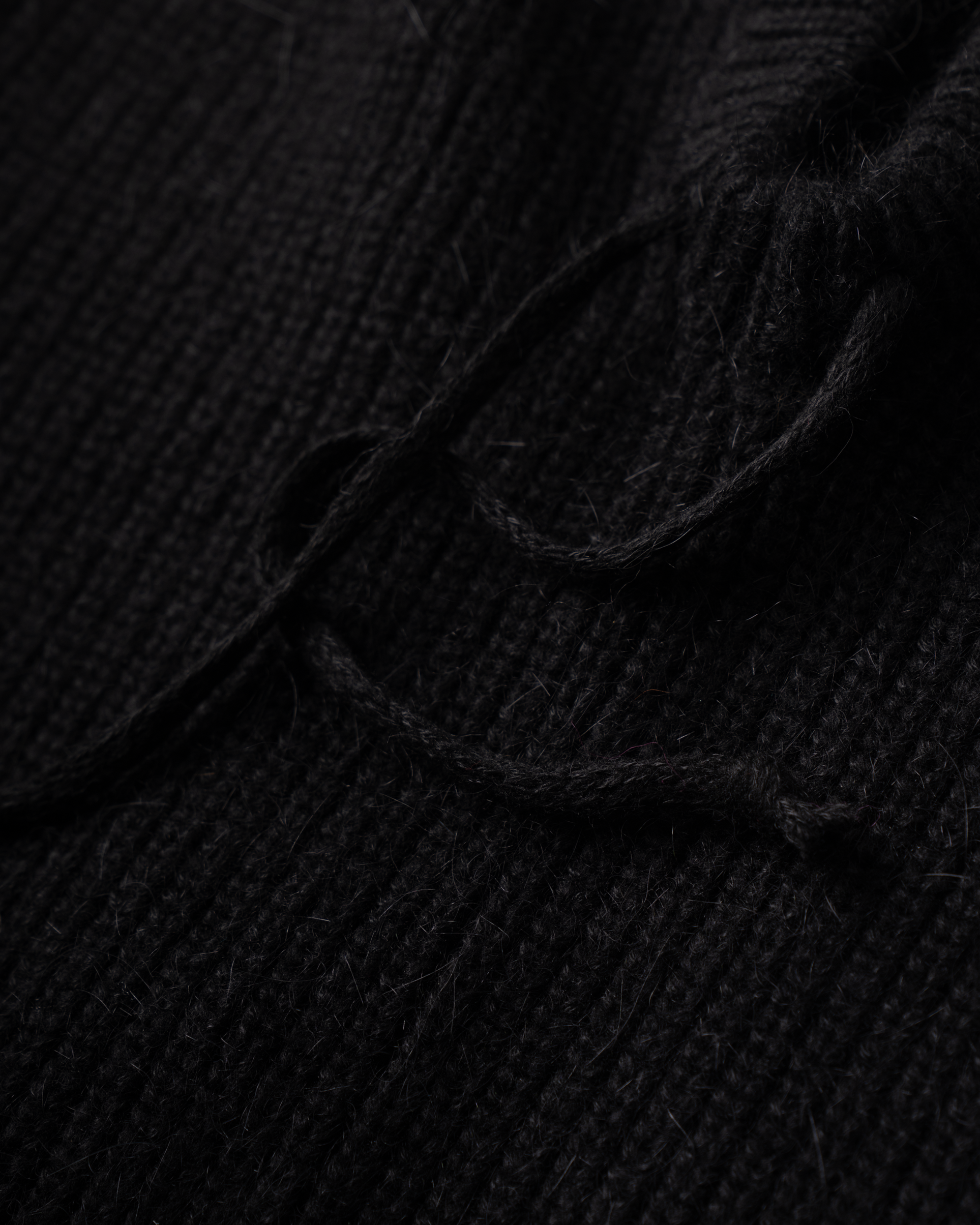 KNIT HOOD - BLACK